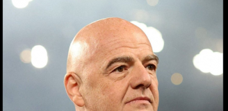 HIT! Tyle wynosi ROCZNA PENSJA Gianniego Infantino w FIFA :D
